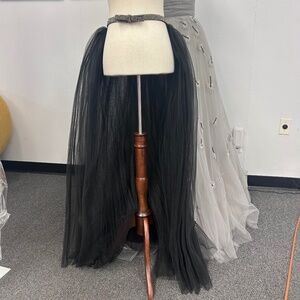 Designer tulle overlay skirt sz S
